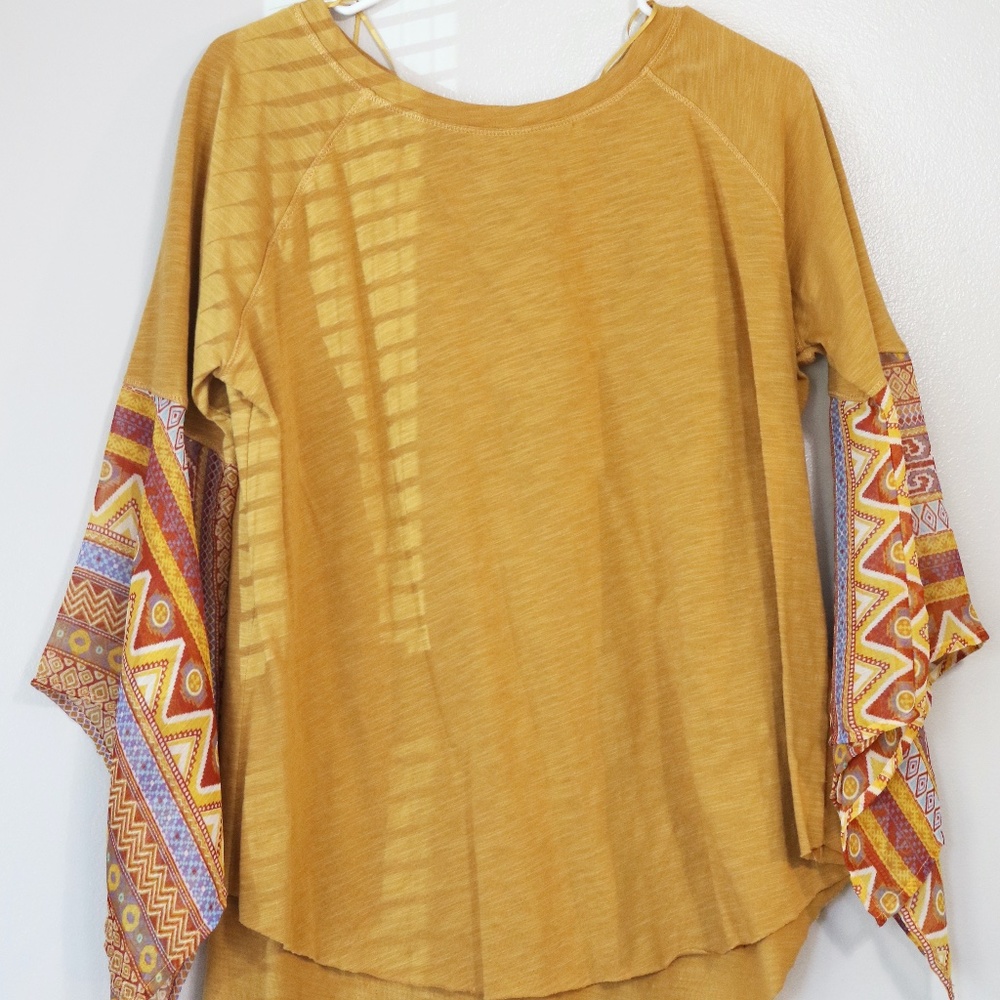 Flowing Mustard Yellow Shirt with Fun Flared Sleeves | Small | Umgee